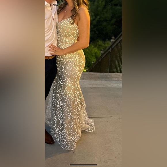 Champagne glitter gown - Picture 2 of 3